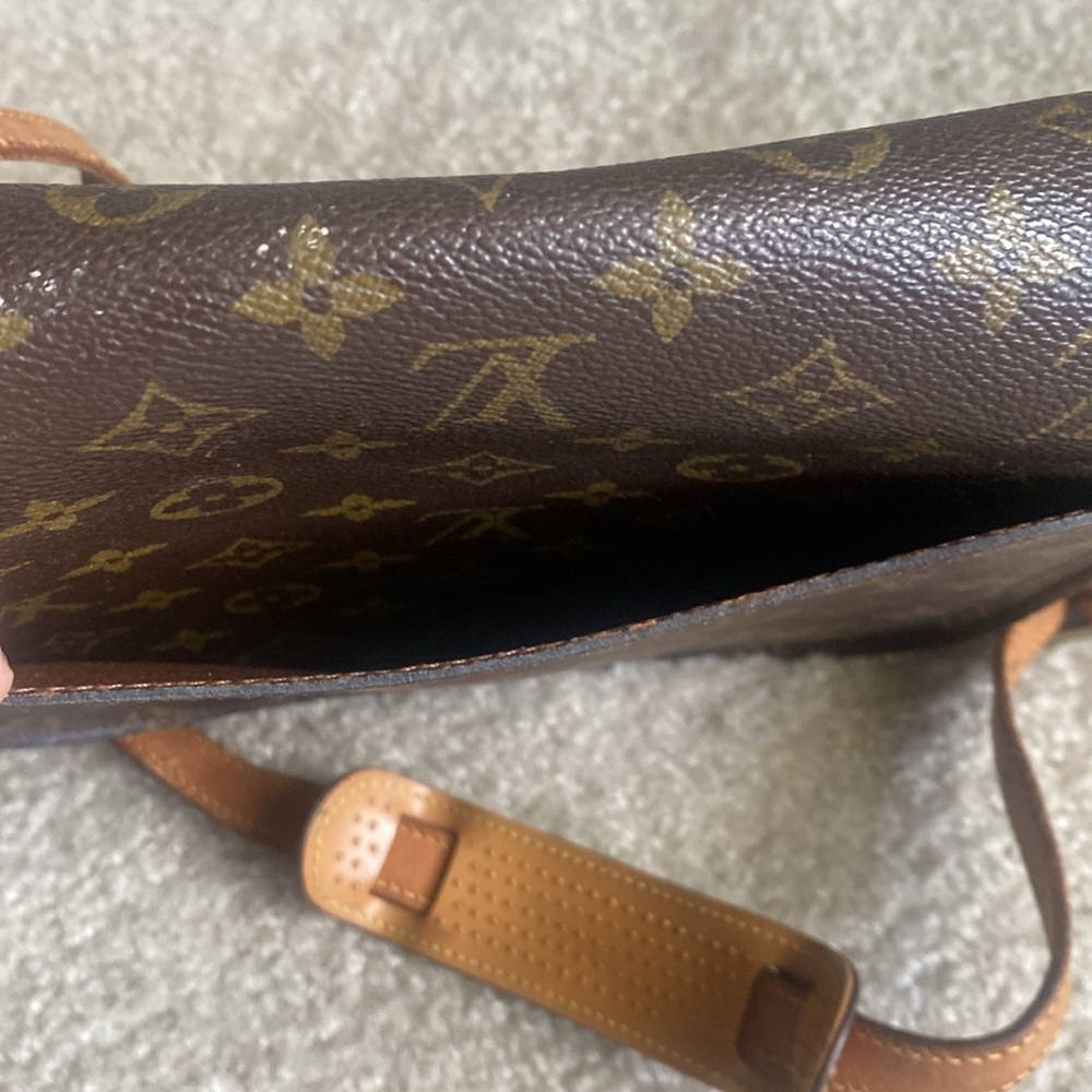 Louis Vuitton Brown and Gold Monogram Crossbody Bag - Picture 6 of 10